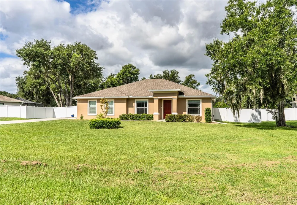6419 ENGLISH CREEK DRIVE Lakeland, FL 33811