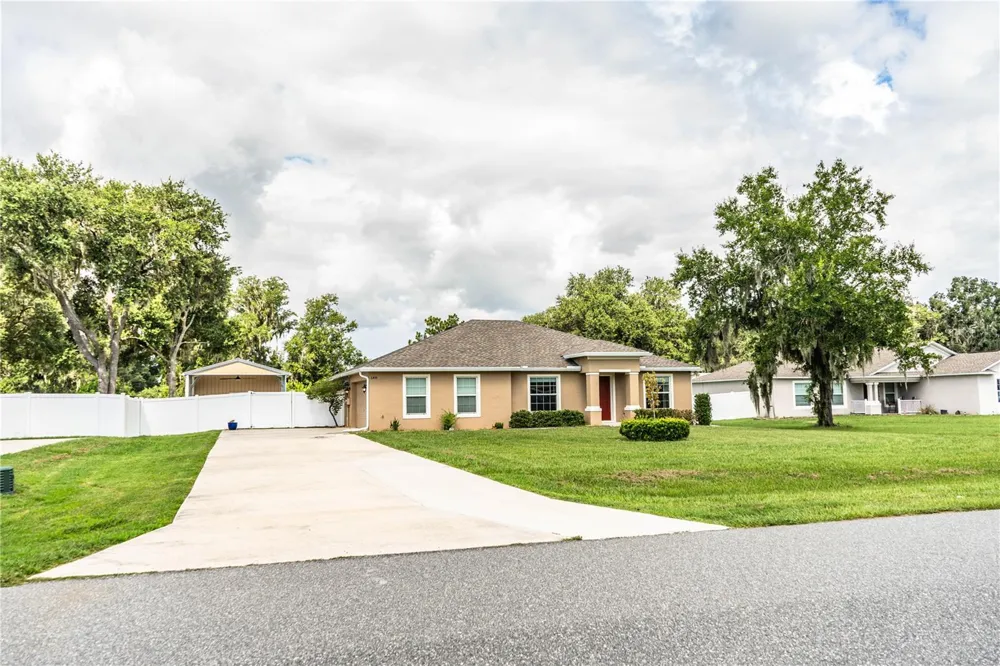 6419 ENGLISH CREEK DRIVE Lakeland, FL 33811
