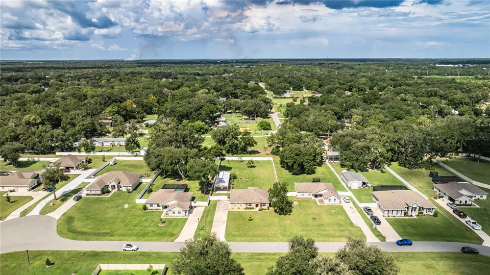 6419 ENGLISH CREEK DRIVE Lakeland, FL 33811