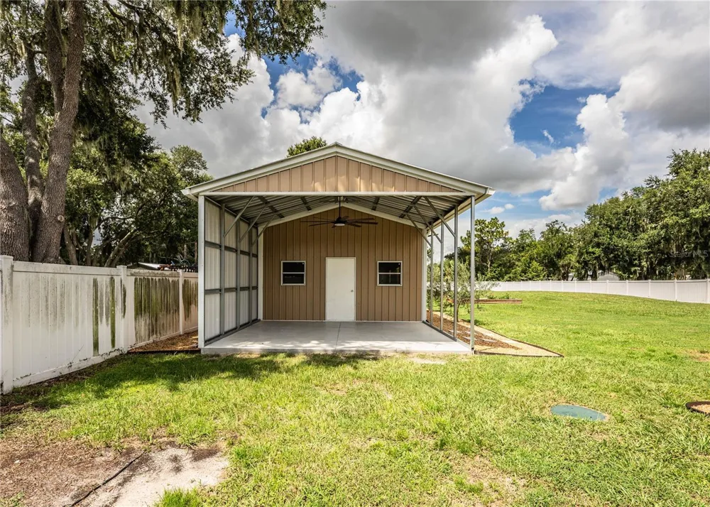 6419 ENGLISH CREEK DRIVE Lakeland, FL 33811
