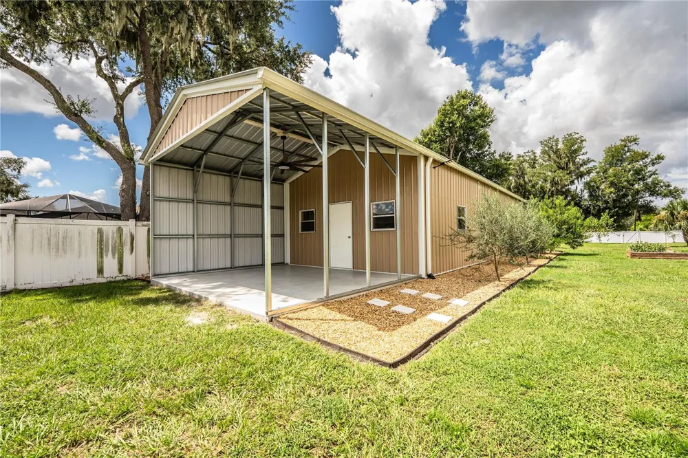 6419 ENGLISH CREEK DRIVE Lakeland, FL 33811