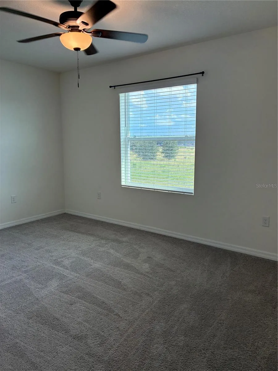 34218 REDWOOD DAWN LANE Wesley Chapel, FL 33543