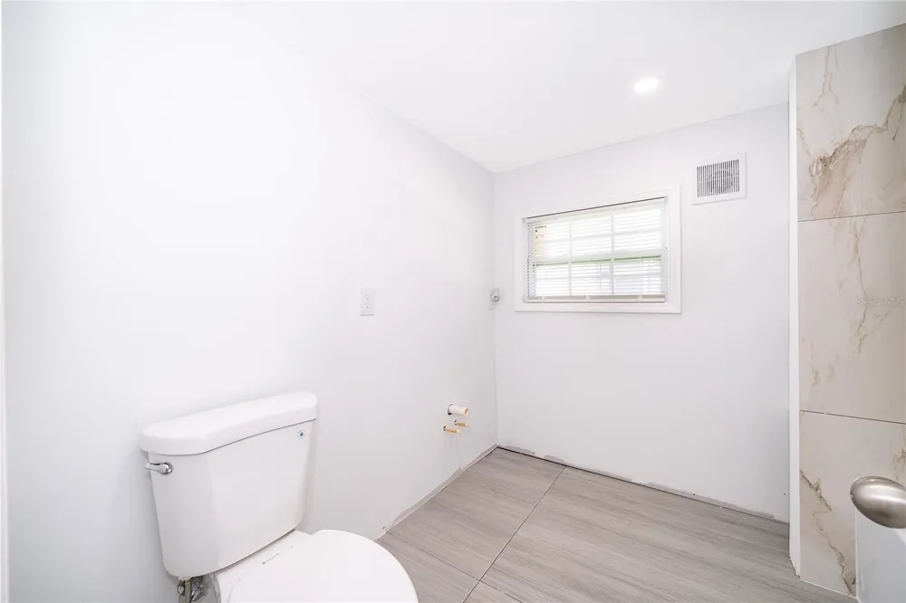 1838 ANNAPOLIS AVENUE Orlando, FL 32826