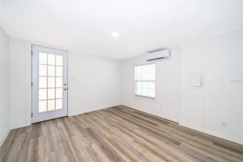 1838 ANNAPOLIS AVENUE Orlando, FL 32826
