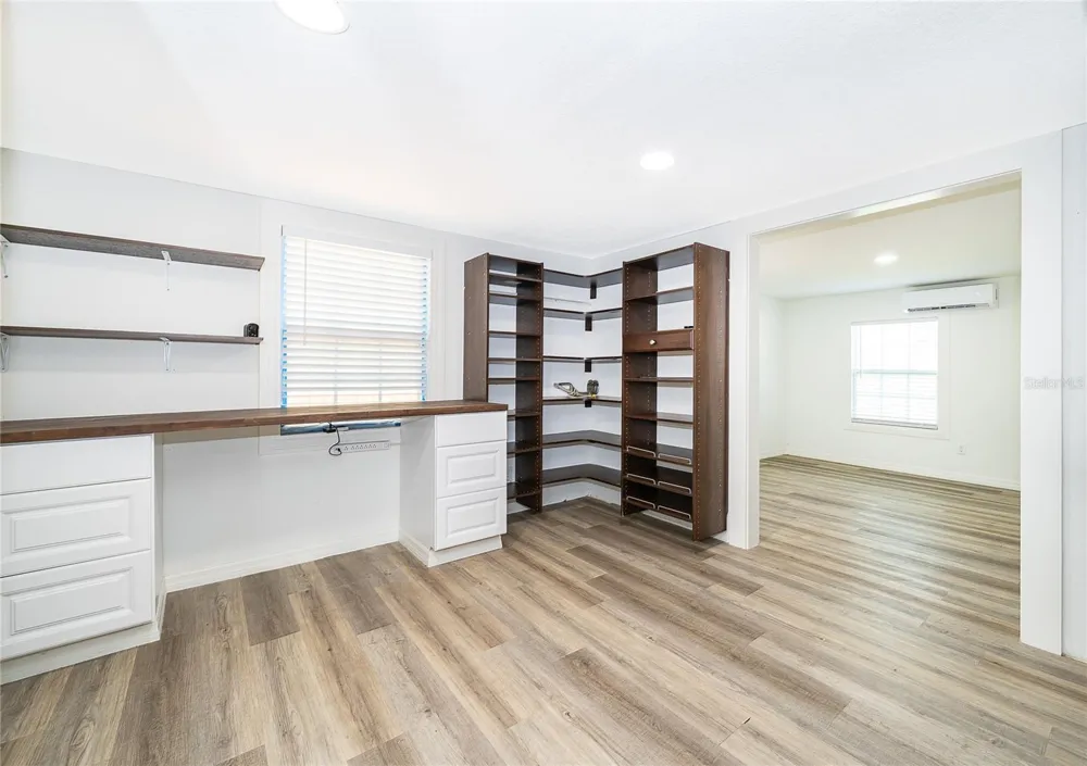 1838 ANNAPOLIS AVENUE Orlando, FL 32826