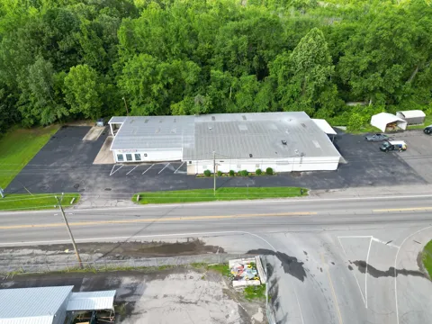 1094 N Main St
