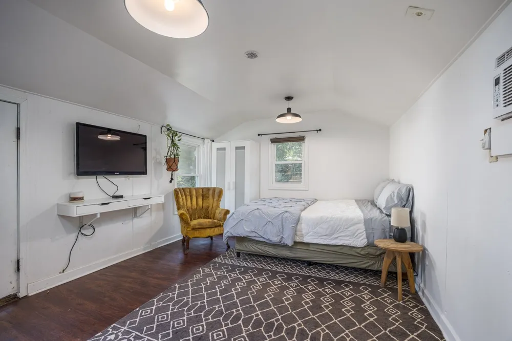 1005 Matthews Ave Nashville, TN 37216