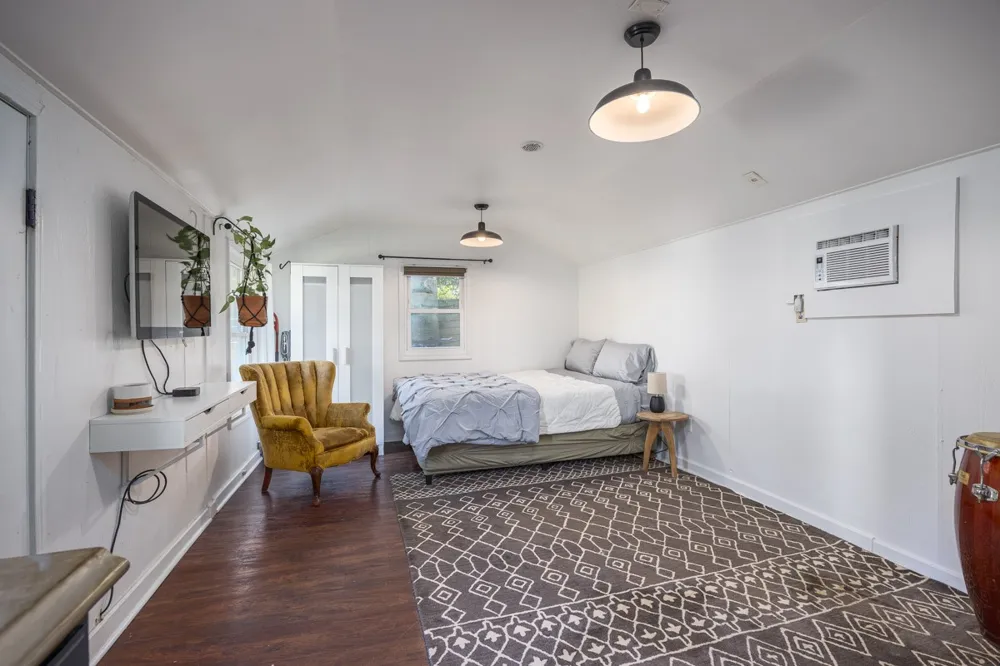 1005 Matthews Ave Nashville, TN 37216
