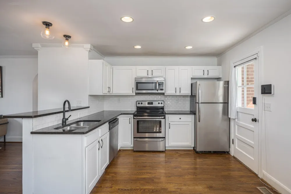 1005 Matthews Ave Nashville, TN 37216