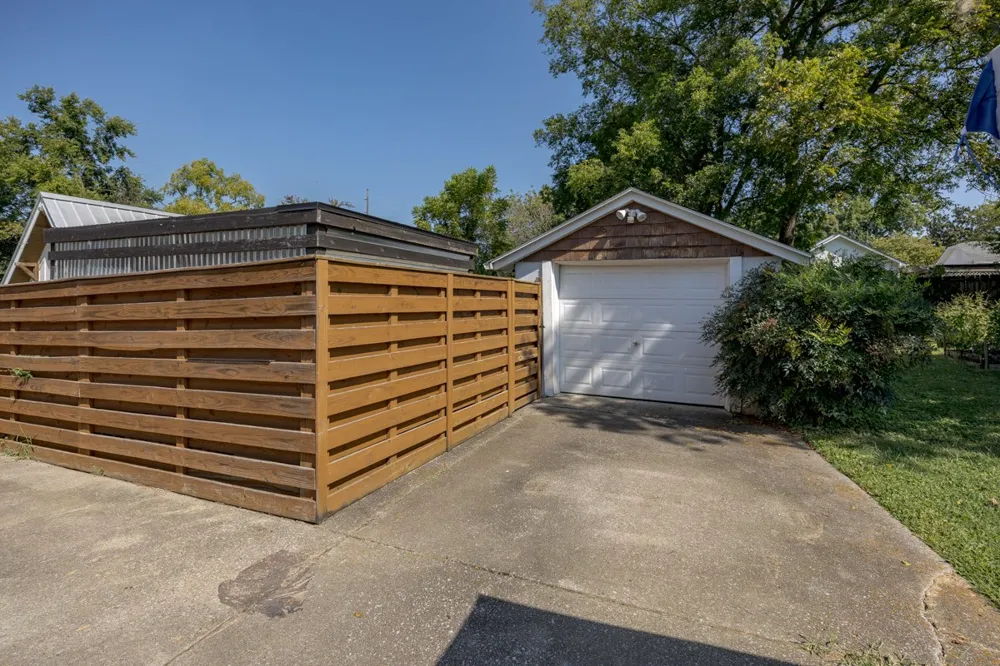 1005 Matthews Ave Nashville, TN 37216