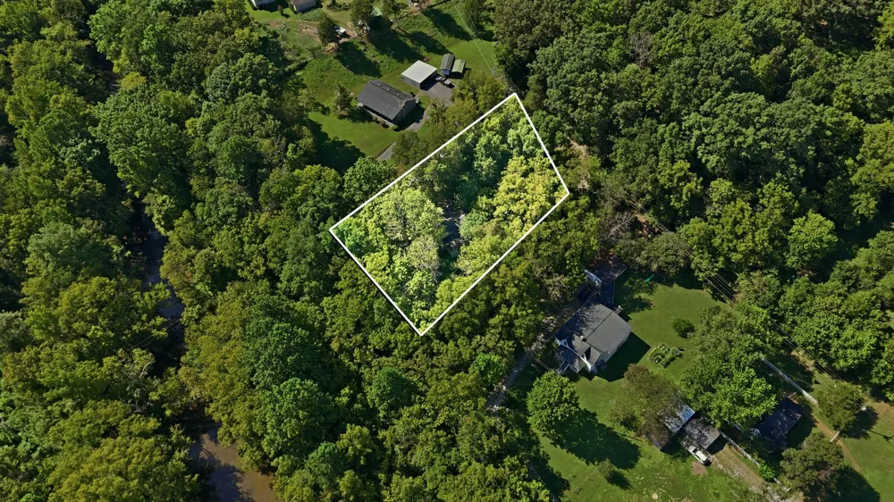 118 Crim Rd McMinnville, TN 37110