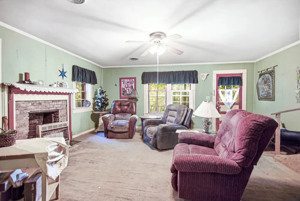 118 Crim Rd McMinnville, TN 37110