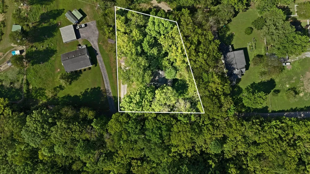 118 Crim Rd McMinnville, TN 37110