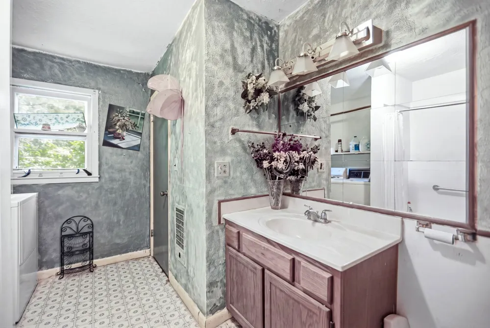 118 Crim Rd McMinnville, TN 37110