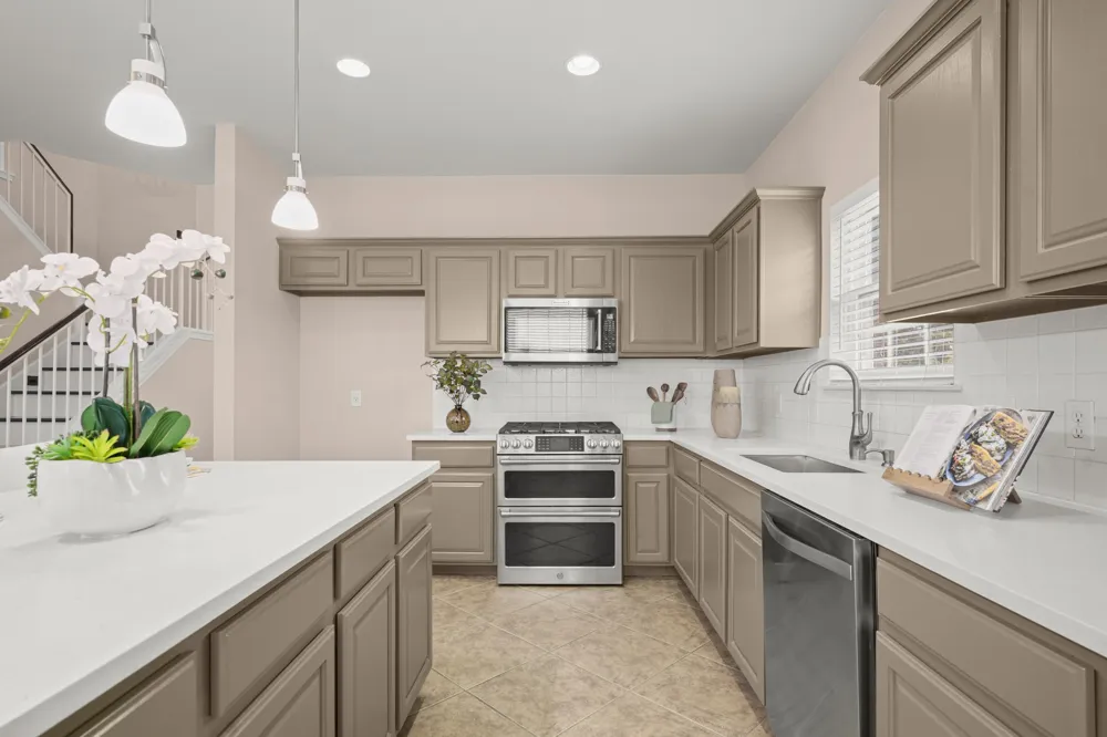 9321 Queens Park Cove Austin, TX 78717