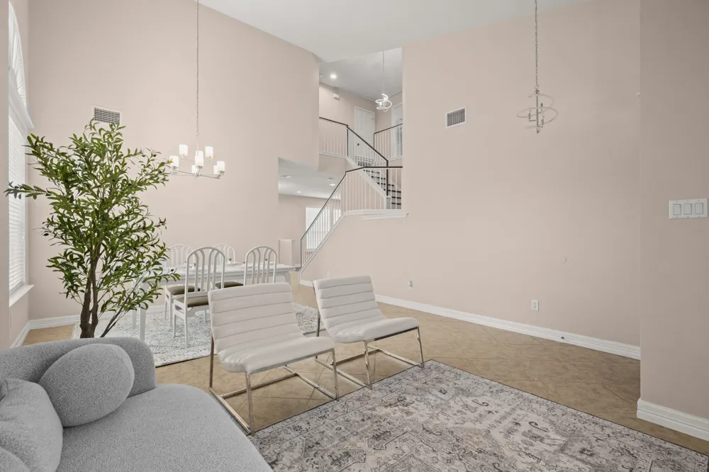 9321 Queens Park Cove Austin, TX 78717