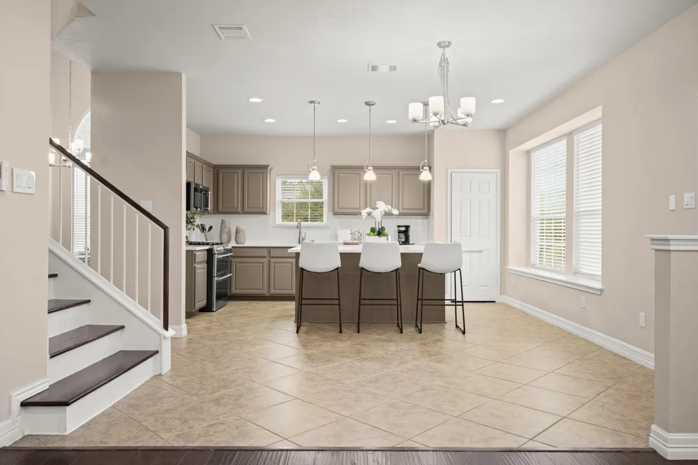 9321 Queens Park Cove Austin, TX 78717