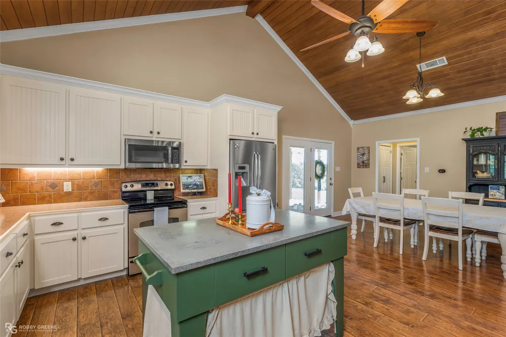 416 Graywood Drive Minden, LA 71055