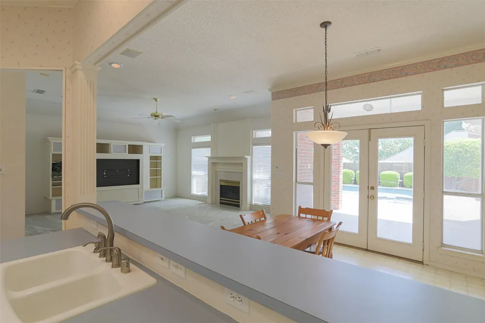 7005 Meadowside Road S Fort Worth, TX 76132