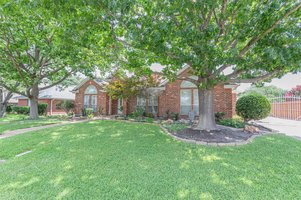 7005 Meadowside Road S Fort Worth, TX 76132