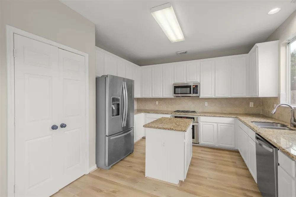 9107 Huckinston Court Spring, TX 77379
