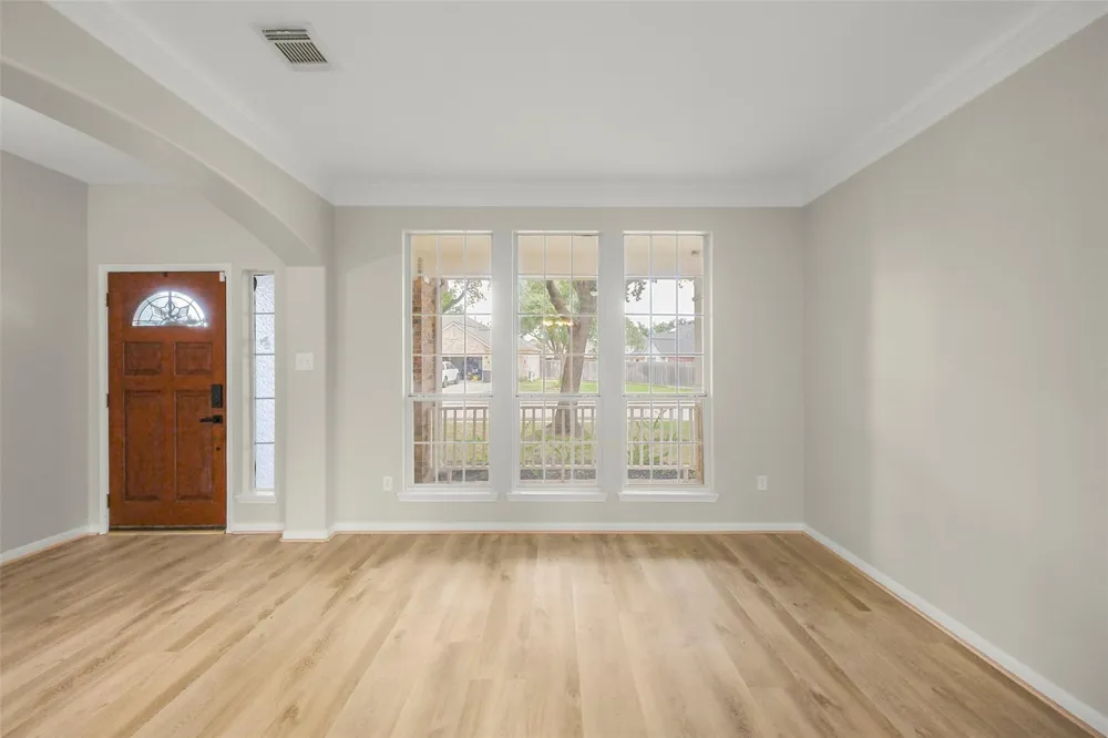 9107 Huckinston Court Spring, TX 77379