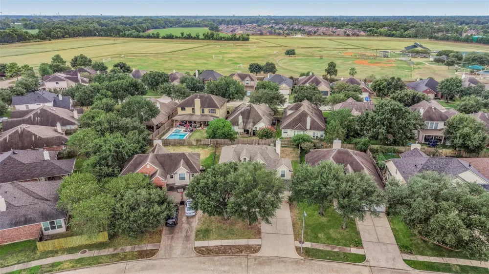 9107 Huckinston Court Spring, TX 77379