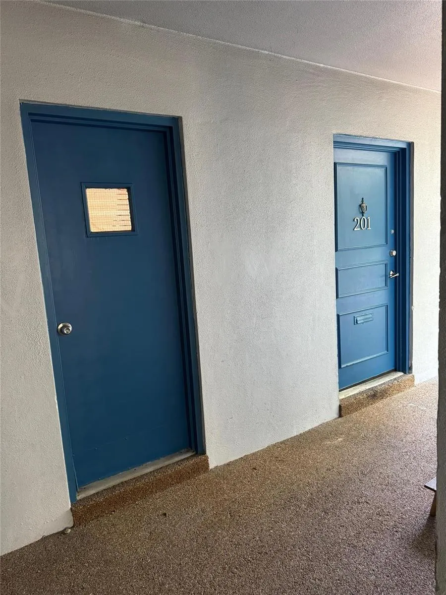 1407 NE 56th Street #201 Fort Lauderdale, FL 33334