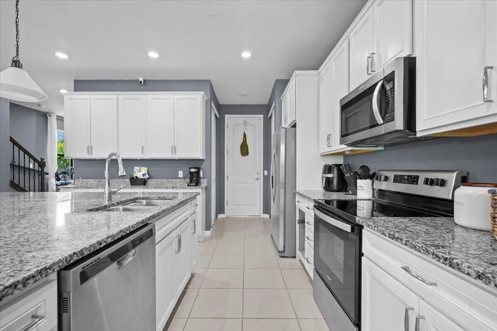 4606 San Fratello Circle Lake Worth, FL 33467