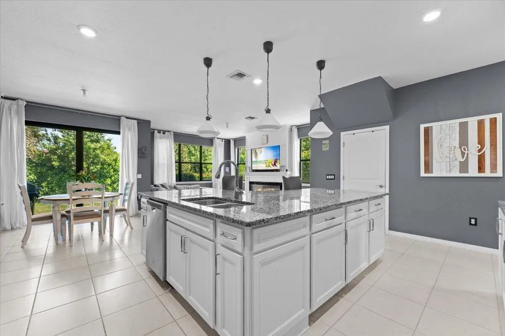 4606 San Fratello Circle Lake Worth, FL 33467