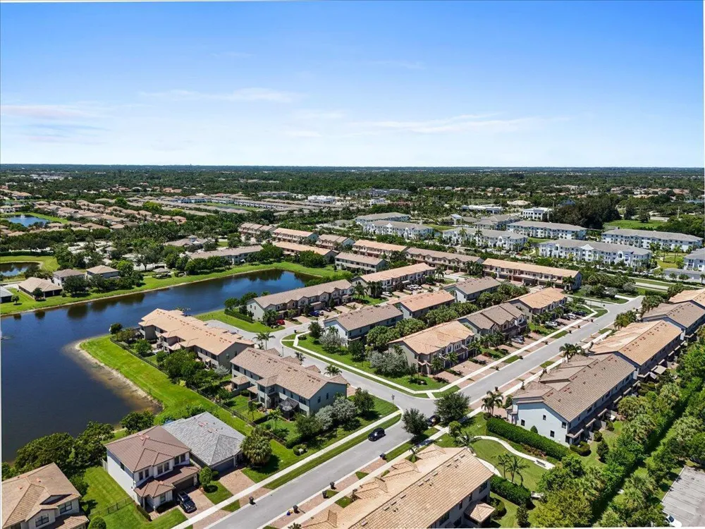4606 San Fratello Circle Lake Worth, FL 33467