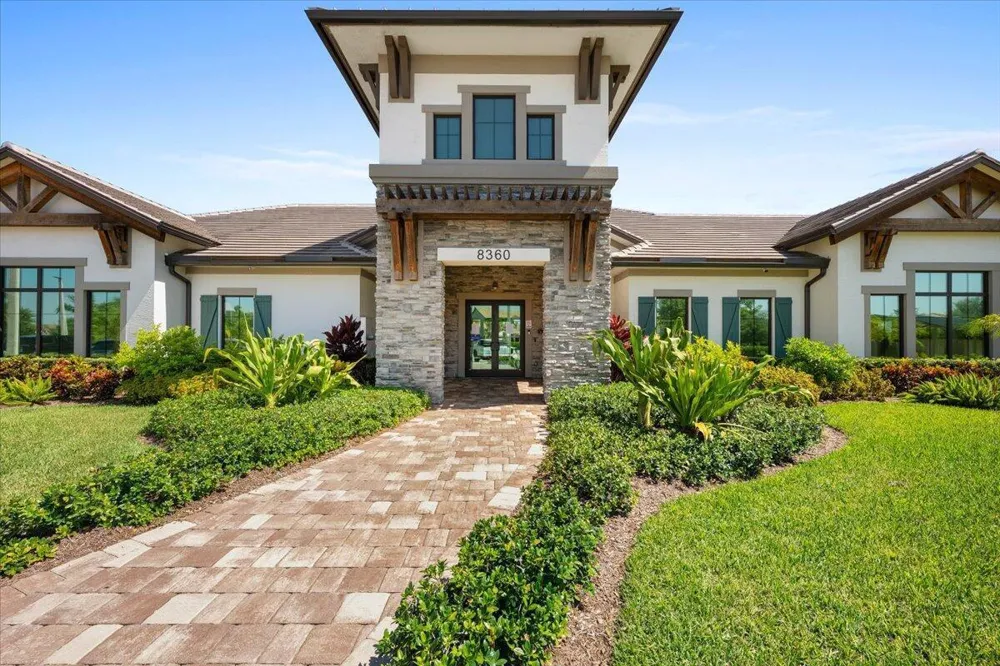 4606 San Fratello Circle Lake Worth, FL 33467