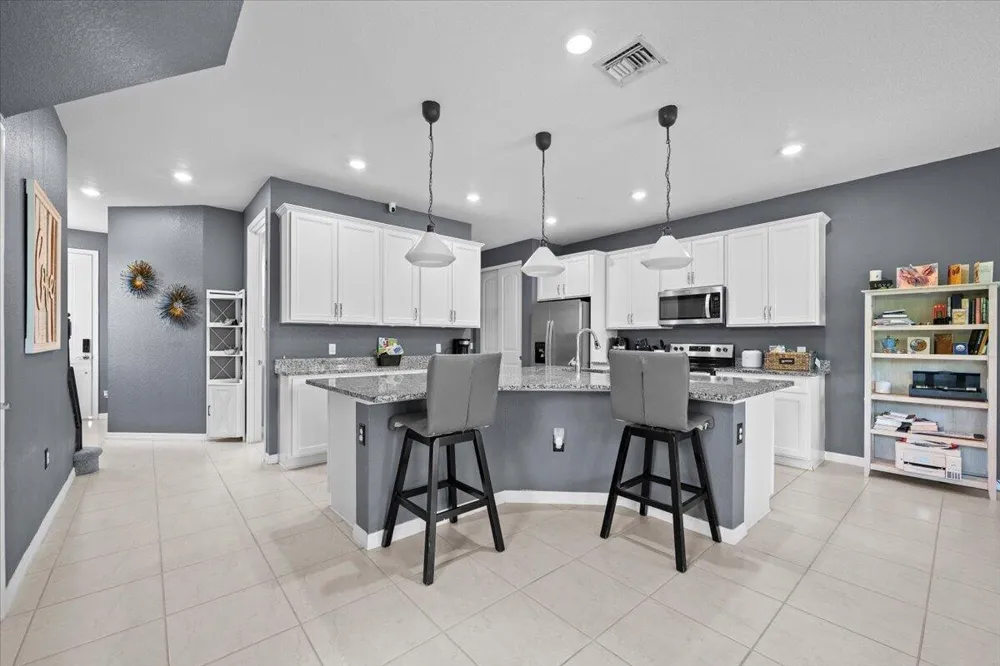 4606 San Fratello Circle Lake Worth, FL 33467