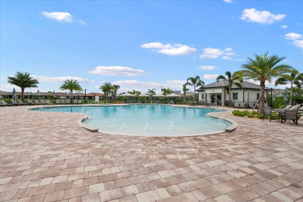 4606 San Fratello Circle Lake Worth, FL 33467