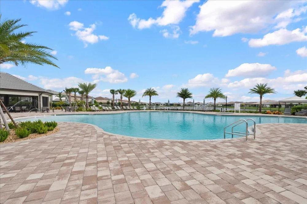 4606 San Fratello Circle Lake Worth, FL 33467