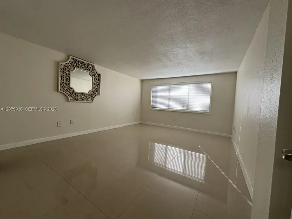 7010 NW 186th St #5-107 Hialeah, FL 33015