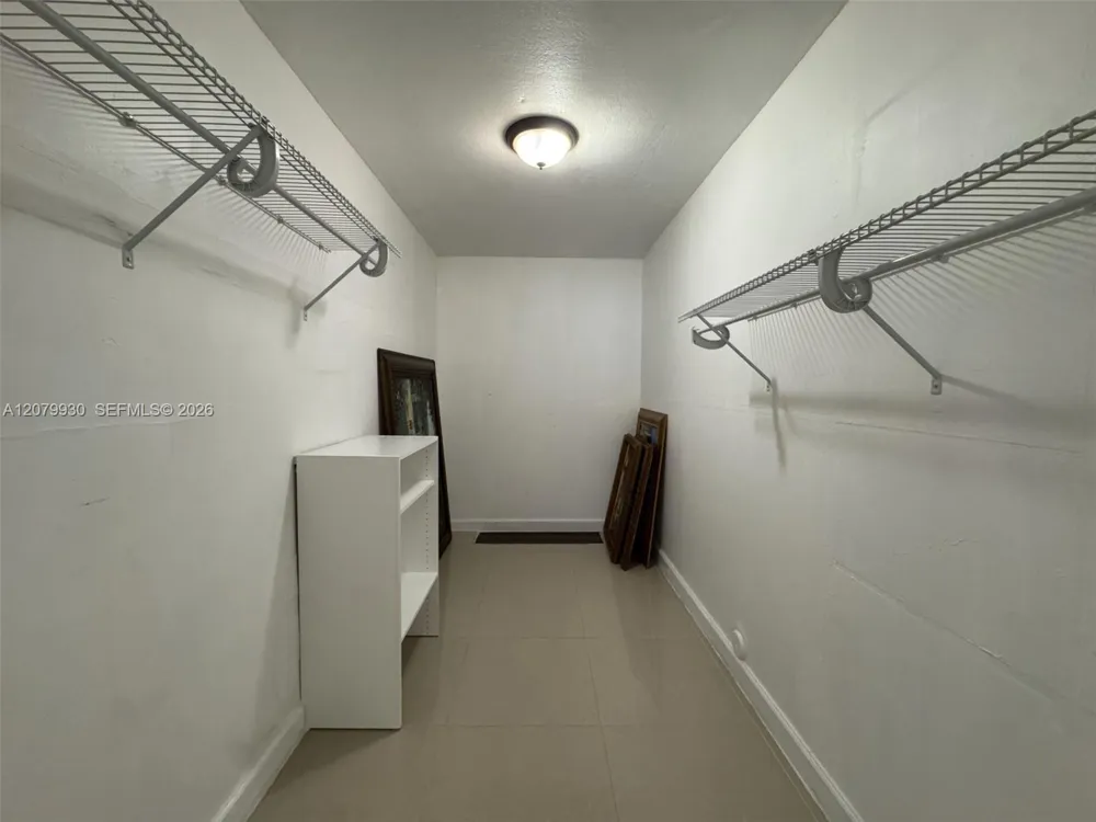 7010 NW 186th St #5-107 Hialeah, FL 33015