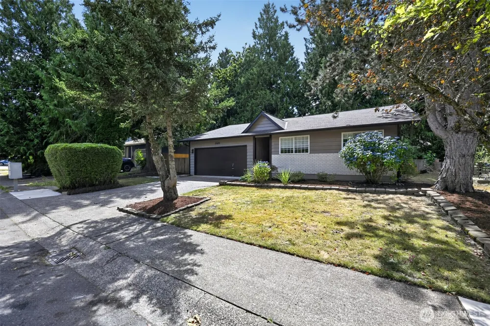 12615 SE 318th Way Auburn, WA 98092