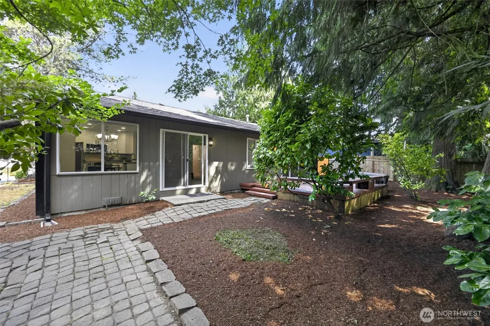 12615 SE 318th Way Auburn, WA 98092