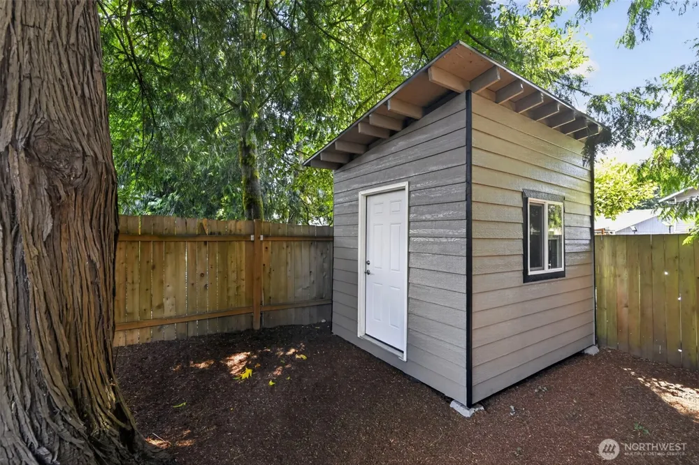 12615 SE 318th Way Auburn, WA 98092