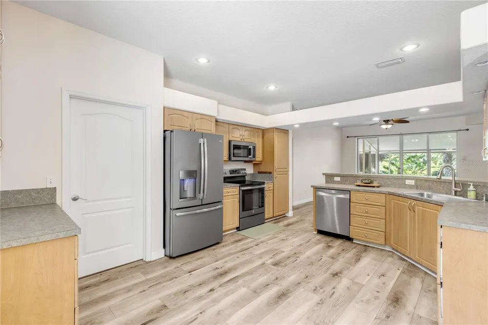 830 S DUSS STREET New Smyrna Beach, FL 32168