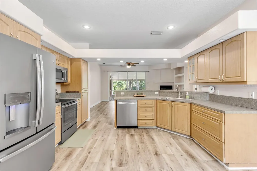 830 S DUSS STREET New Smyrna Beach, FL 32168