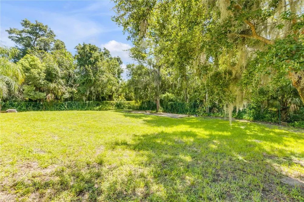 830 S DUSS STREET New Smyrna Beach, FL 32168