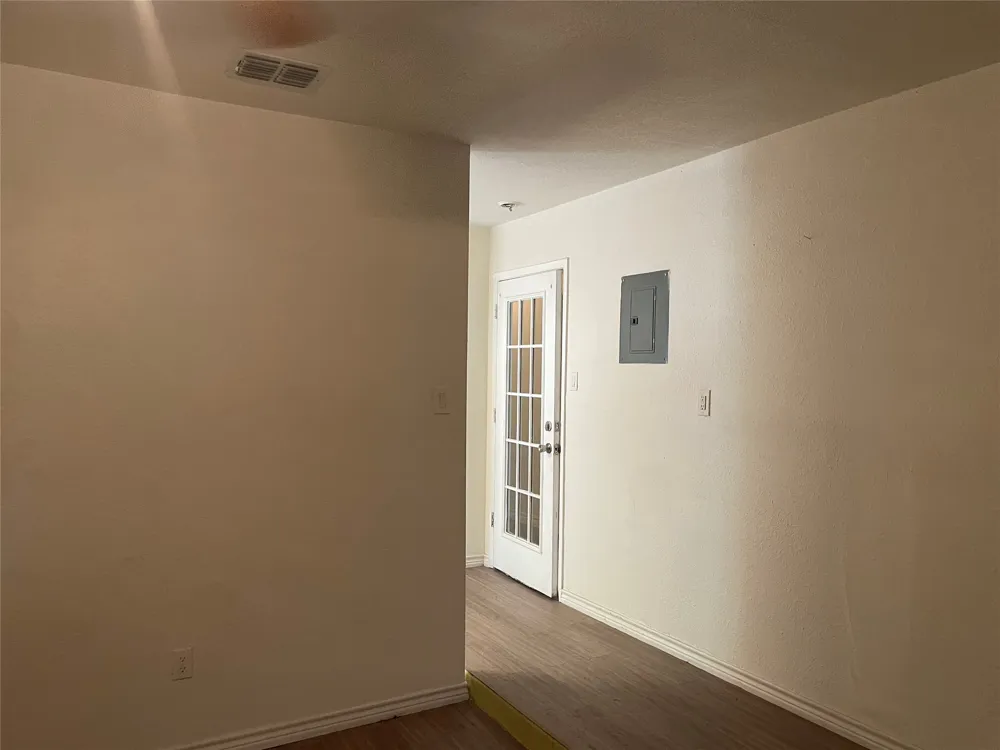 5700 Limerock Hollow Austin, TX 78744