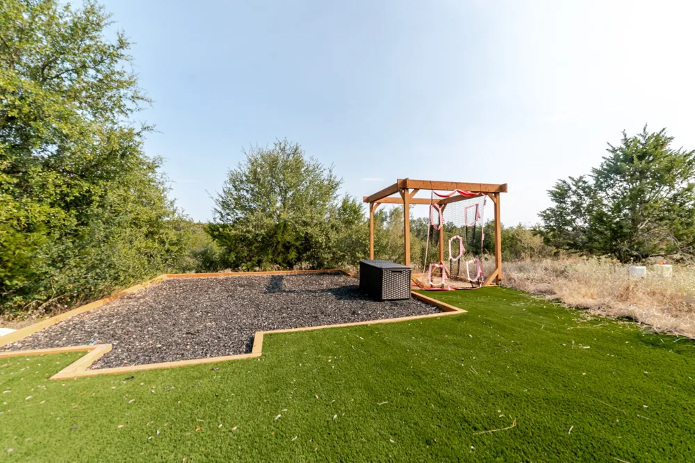 23801 Oscar Road Spicewood, TX 78669