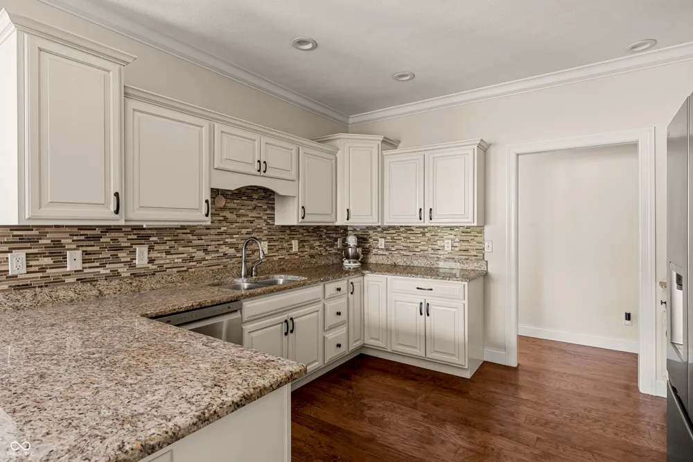 3974 Golf Bag Lane Terre Haute, IN 47802