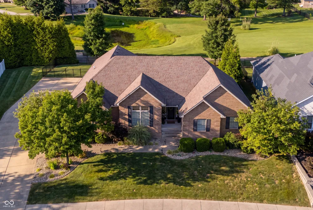 3974 Golf Bag Lane Terre Haute, IN 47802