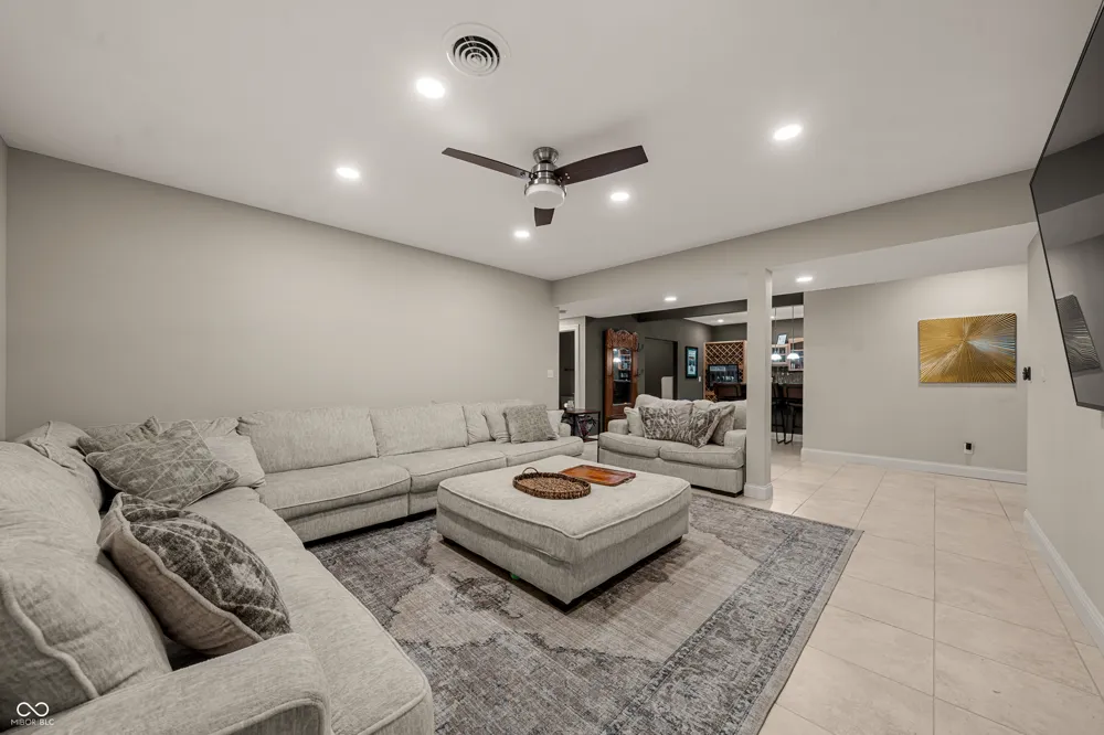 3974 Golf Bag Lane Terre Haute, IN 47802