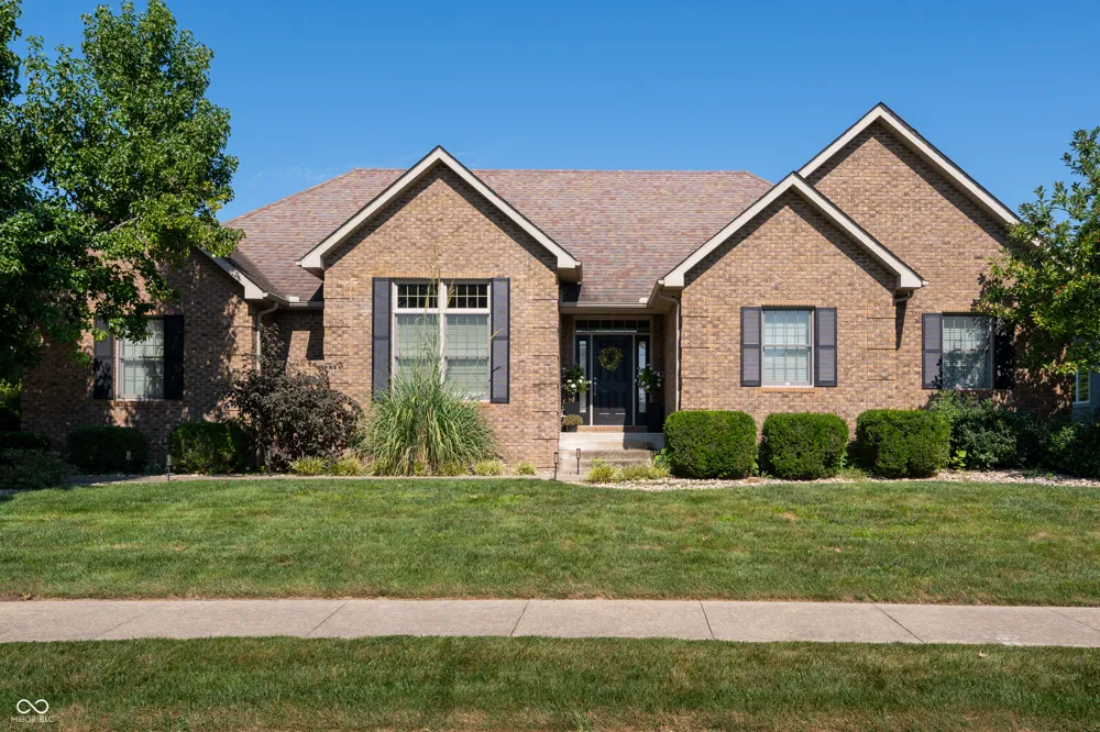 3974 Golf Bag Lane Terre Haute, IN 47802