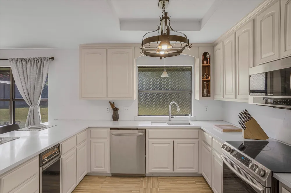 1212 4th Street Granbury, TX 76048